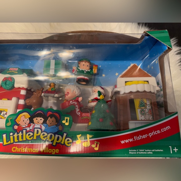 2004 Fisher Price Little People Christmas Village - Picture 2 of 11